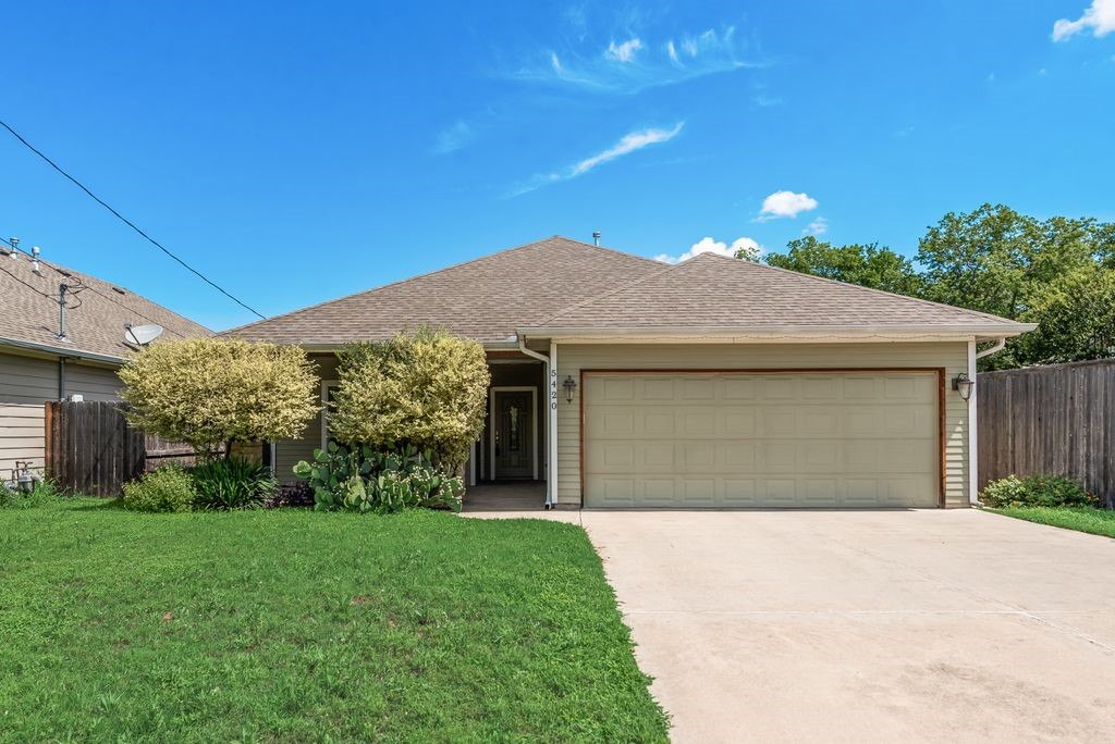 5420 Meandering Road River Oaks TX 76114