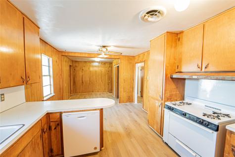 1304 Sycamore Street Breckenridge TX 76424