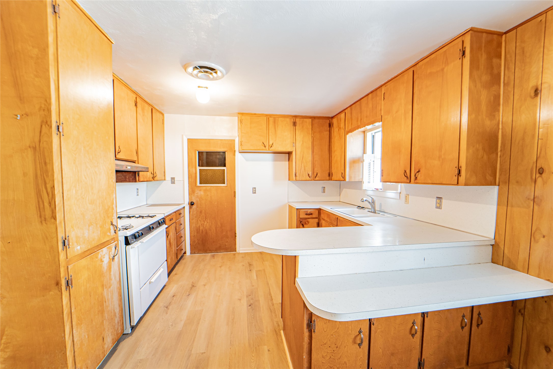 1304 Sycamore Street Breckenridge TX 76424