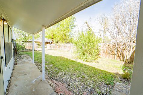 1304 Sycamore Street Breckenridge TX 76424