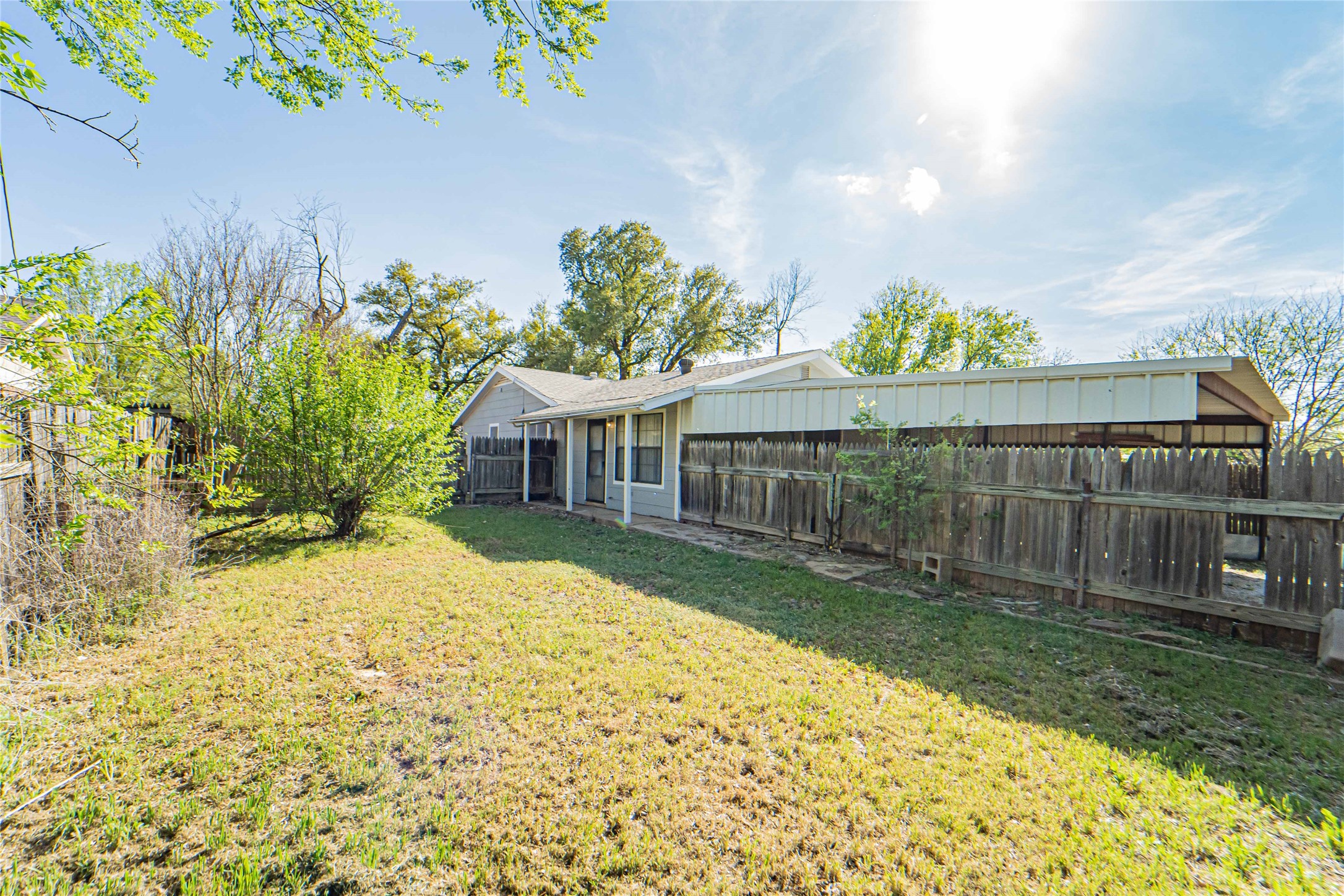 1304 Sycamore Street Breckenridge TX 76424
