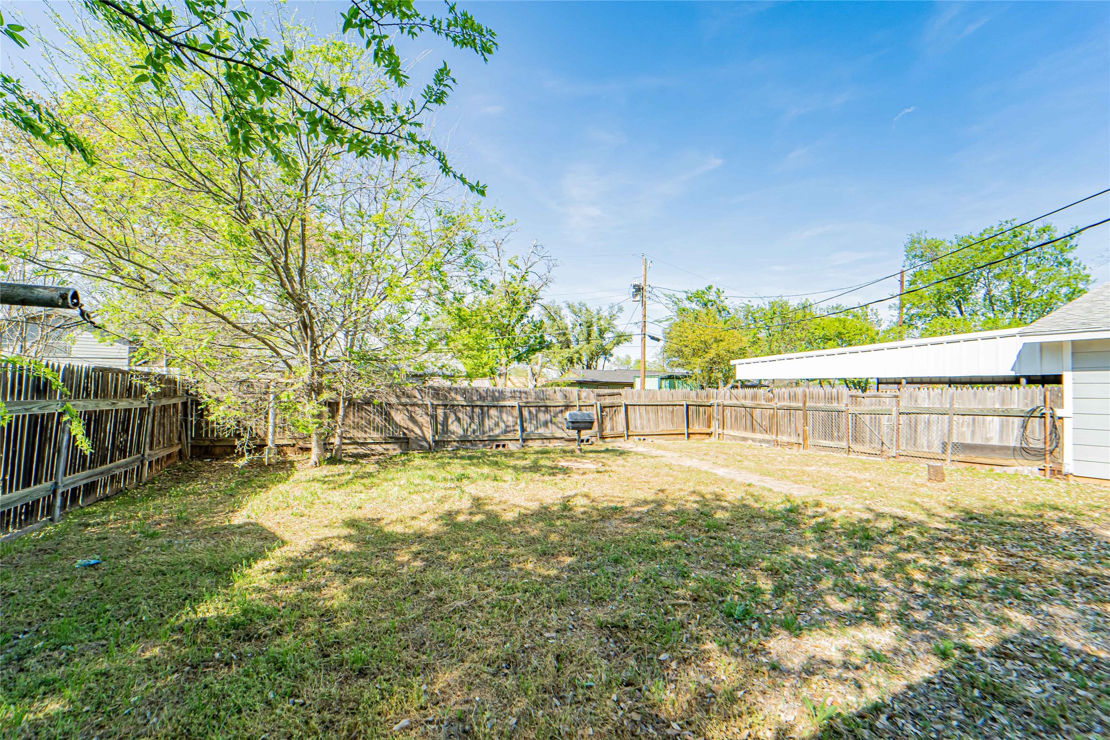 1304 Sycamore Street Breckenridge TX 76424