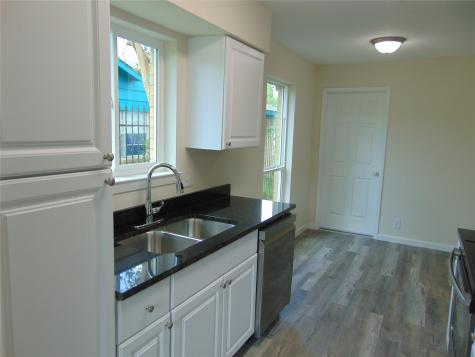 9912 Bluffcreek Drive Dallas TX 75227