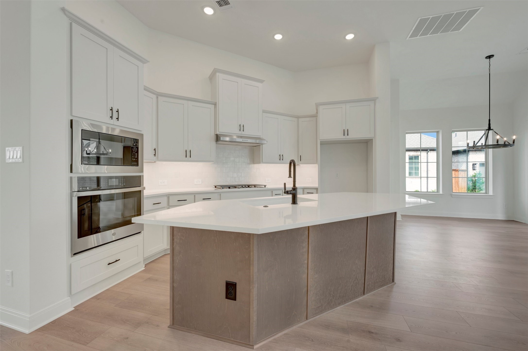 2155 Spotted Fawn Drive Arlington TX 76005