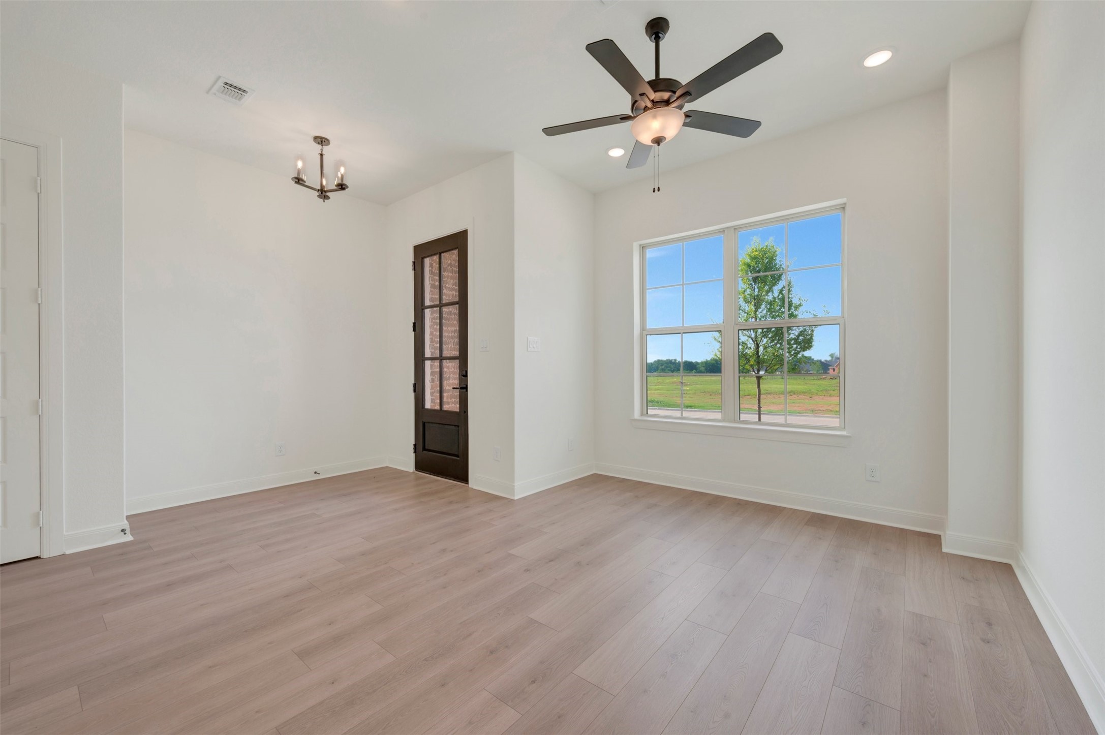 2155 Spotted Fawn Drive Arlington TX 76005