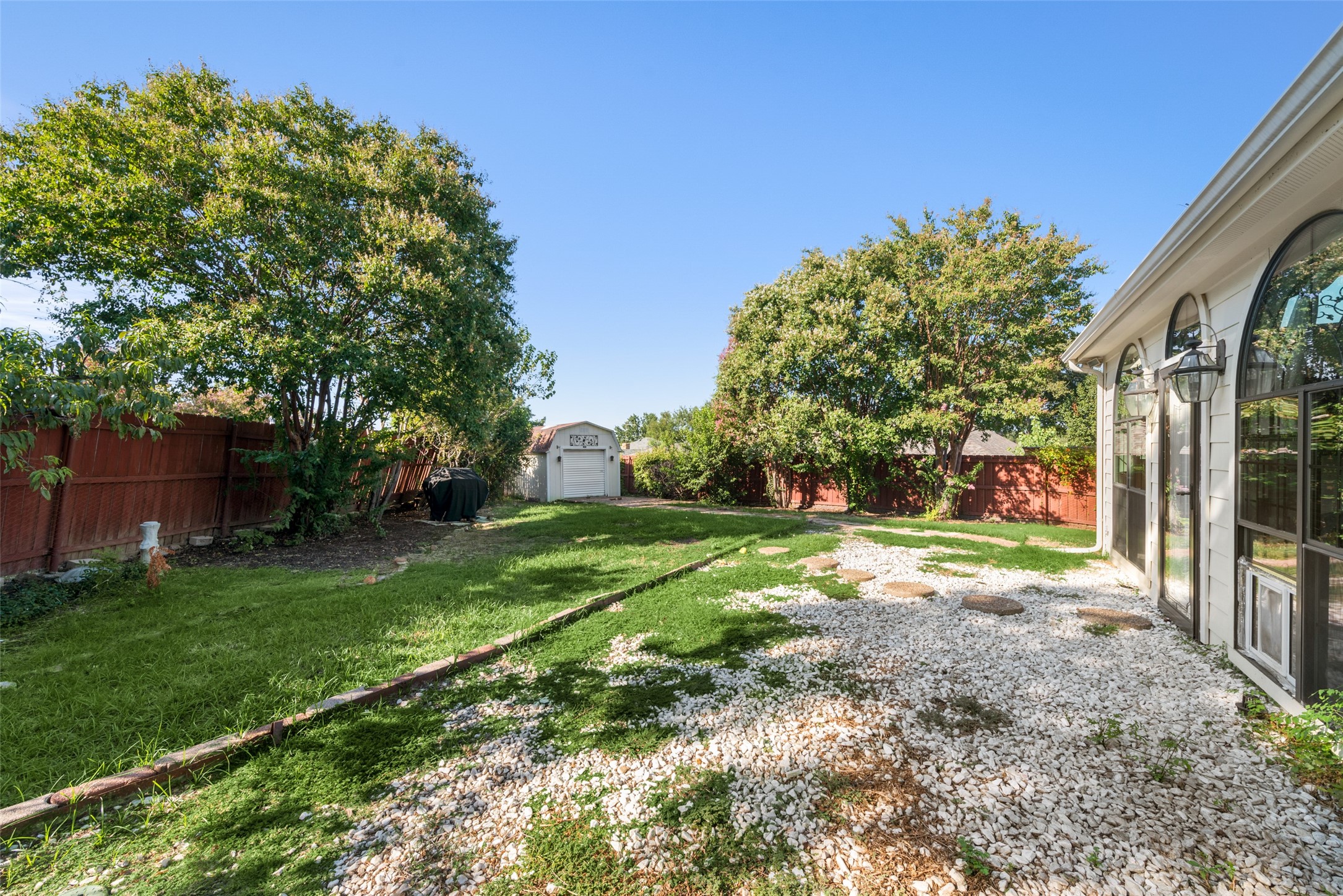1537 Ranchview Lane Carrollton TX 75007