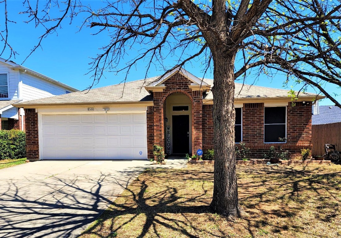 8528 Prairie Dawn Drive Fort Worth TX 76131