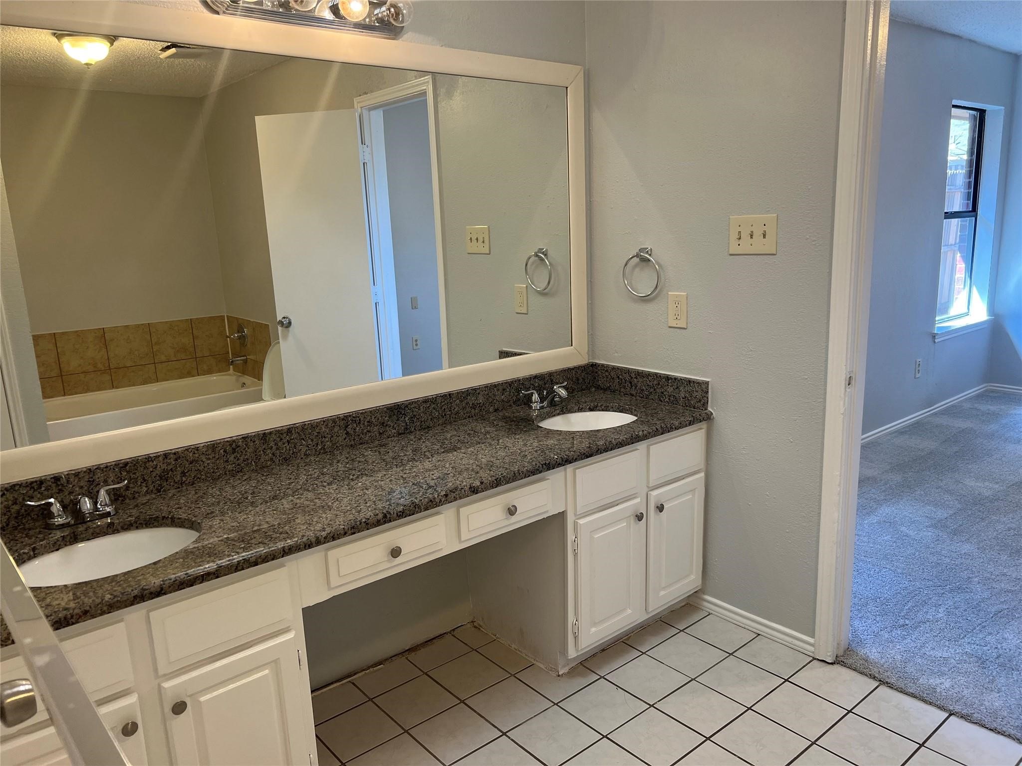 819 Lovingham Drive Arlington TX 76017