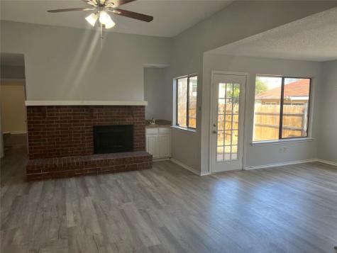 819 Lovingham Drive Arlington TX 76017