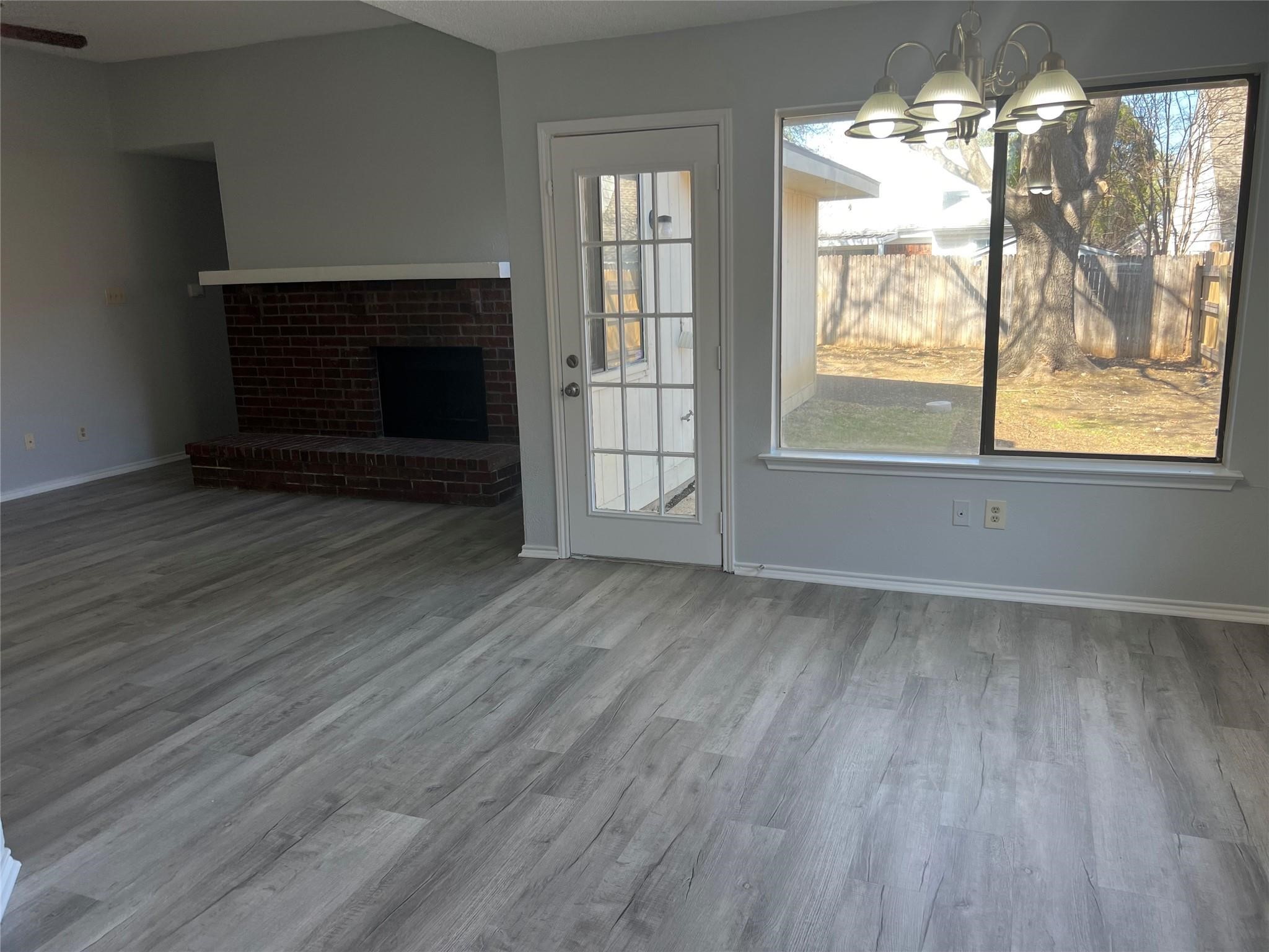 819 Lovingham Drive Arlington TX 76017