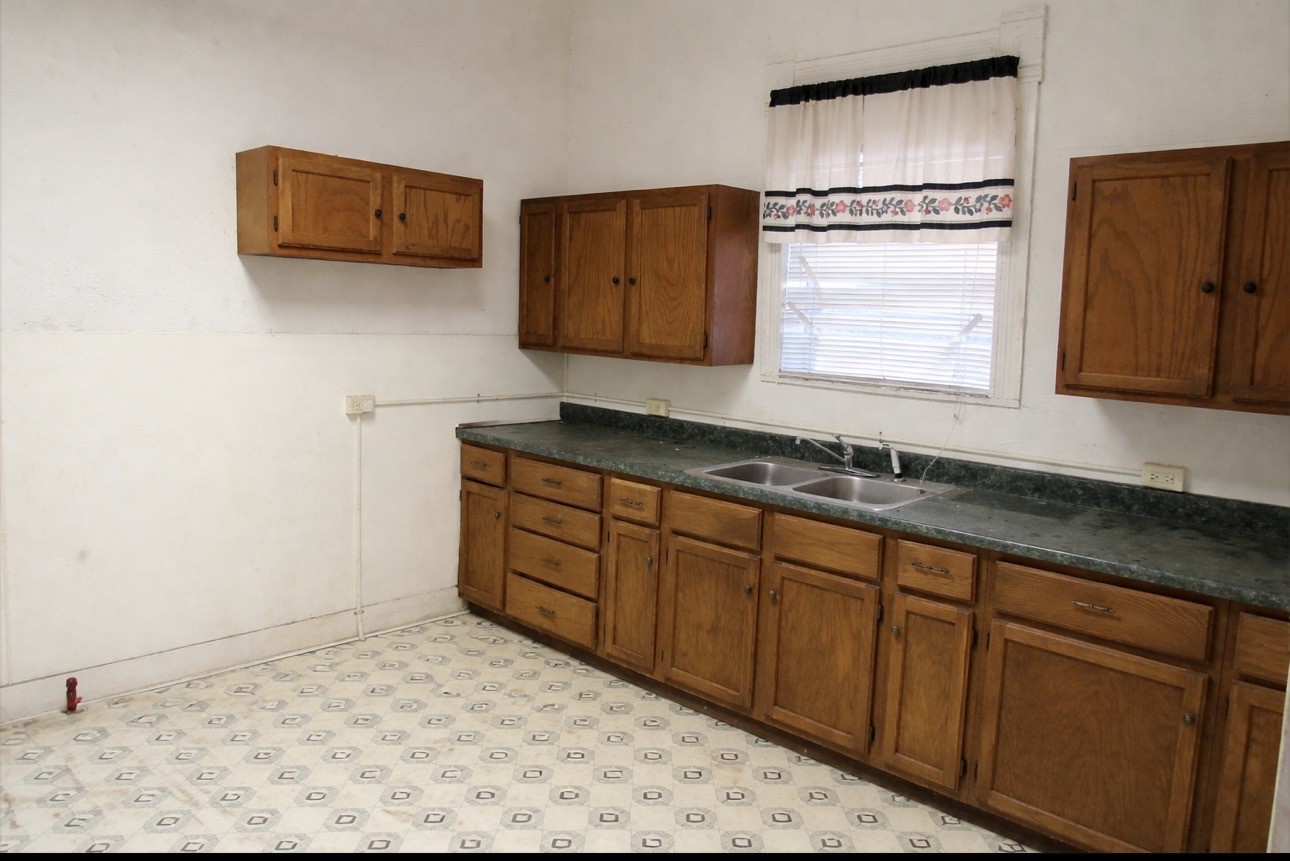1622 N 6th Street Waco TX 76707