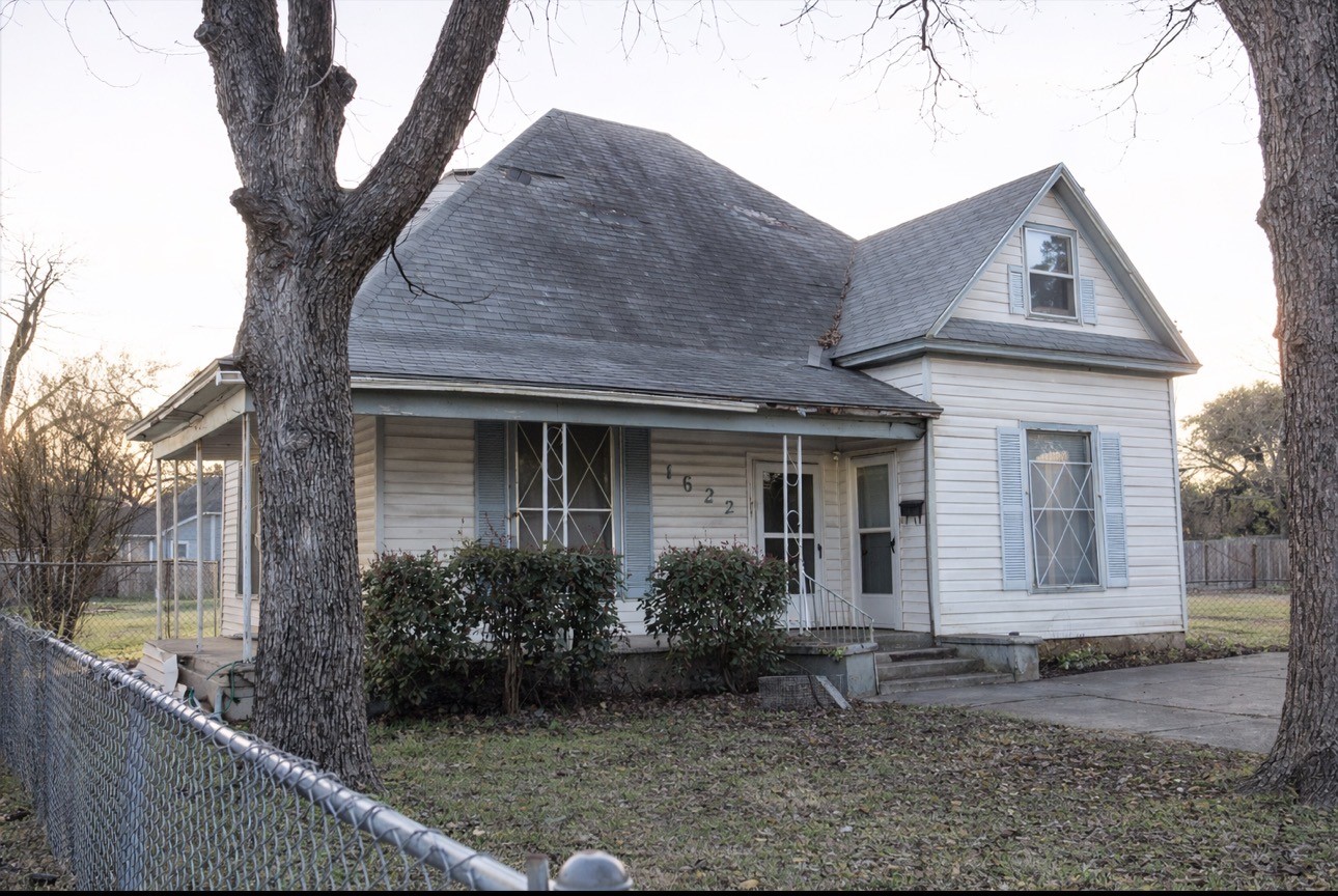 1622 N 6th Street Waco TX 76707