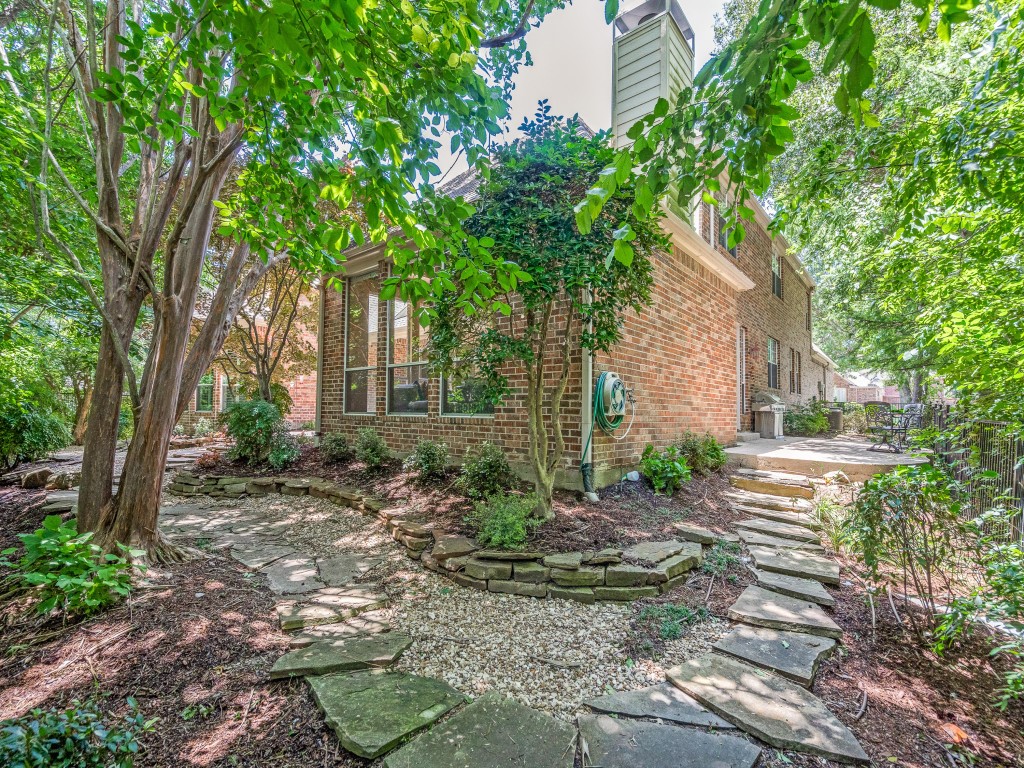 8124 Greensboro Drive Plano TX 75025
