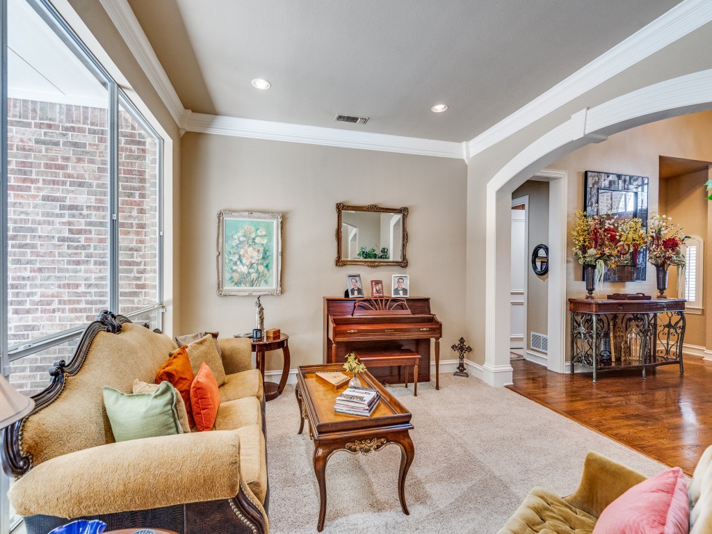8124 Greensboro Drive Plano TX 75025