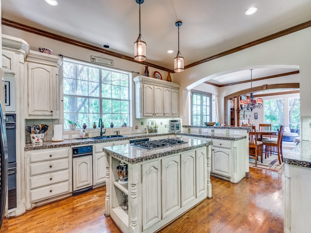 8124 Greensboro Drive Plano TX 75025
