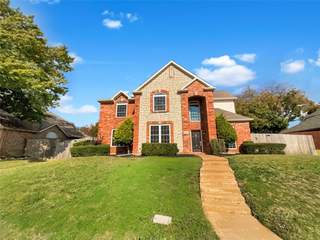 1905 Orchard Grove Drive Rowlett TX 75088