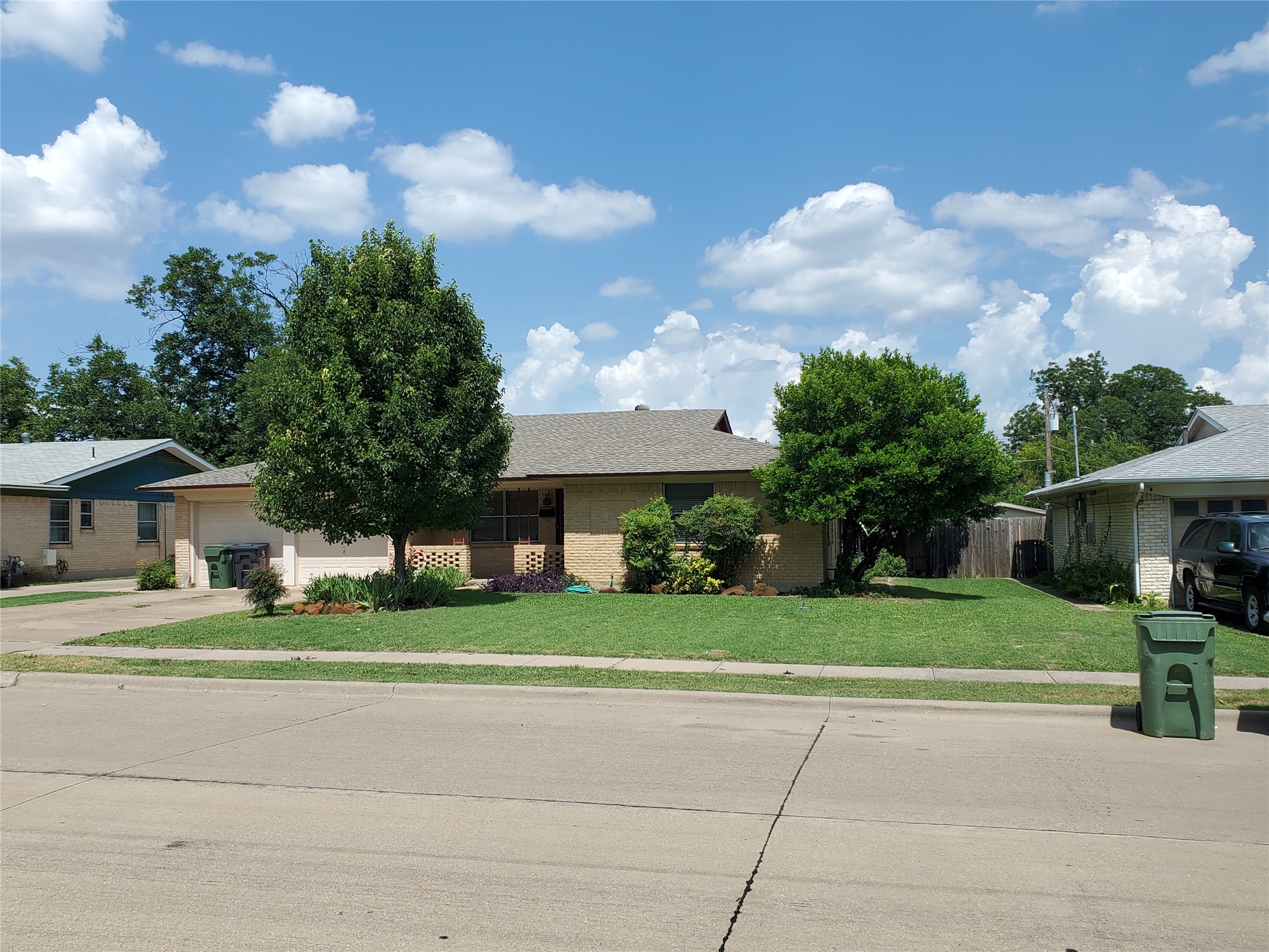503 Harriett Street Arlington TX 76010