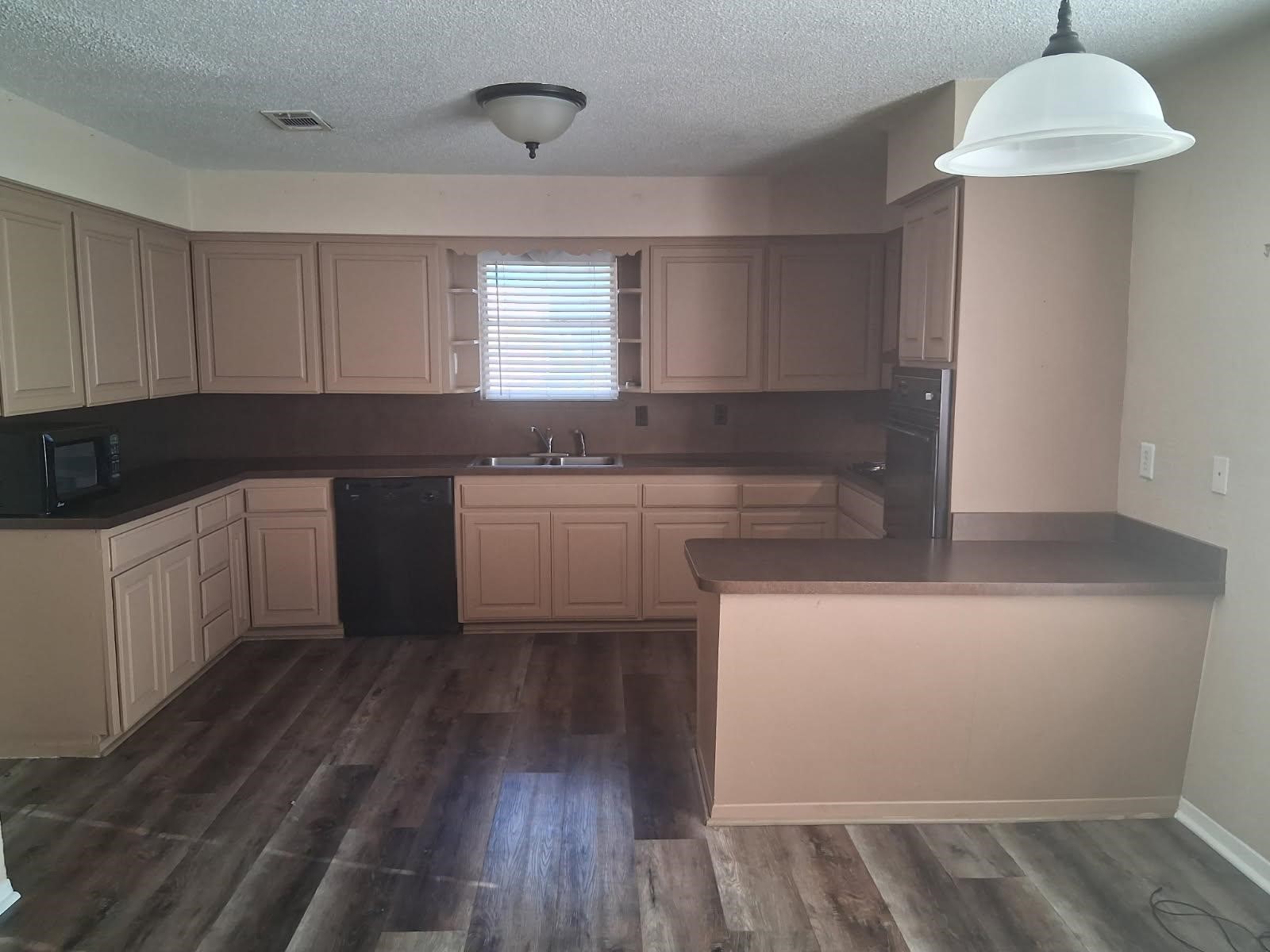 503 Harriett Street Arlington TX 76010