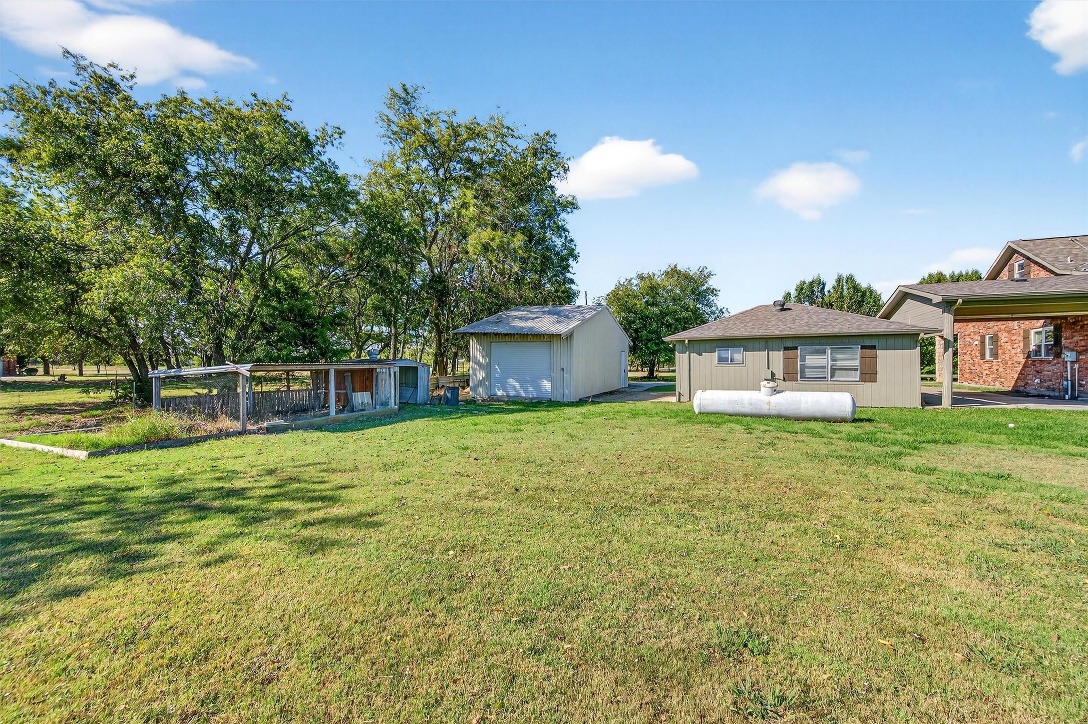 2166 Old Southmayd Road Sherman TX 75092