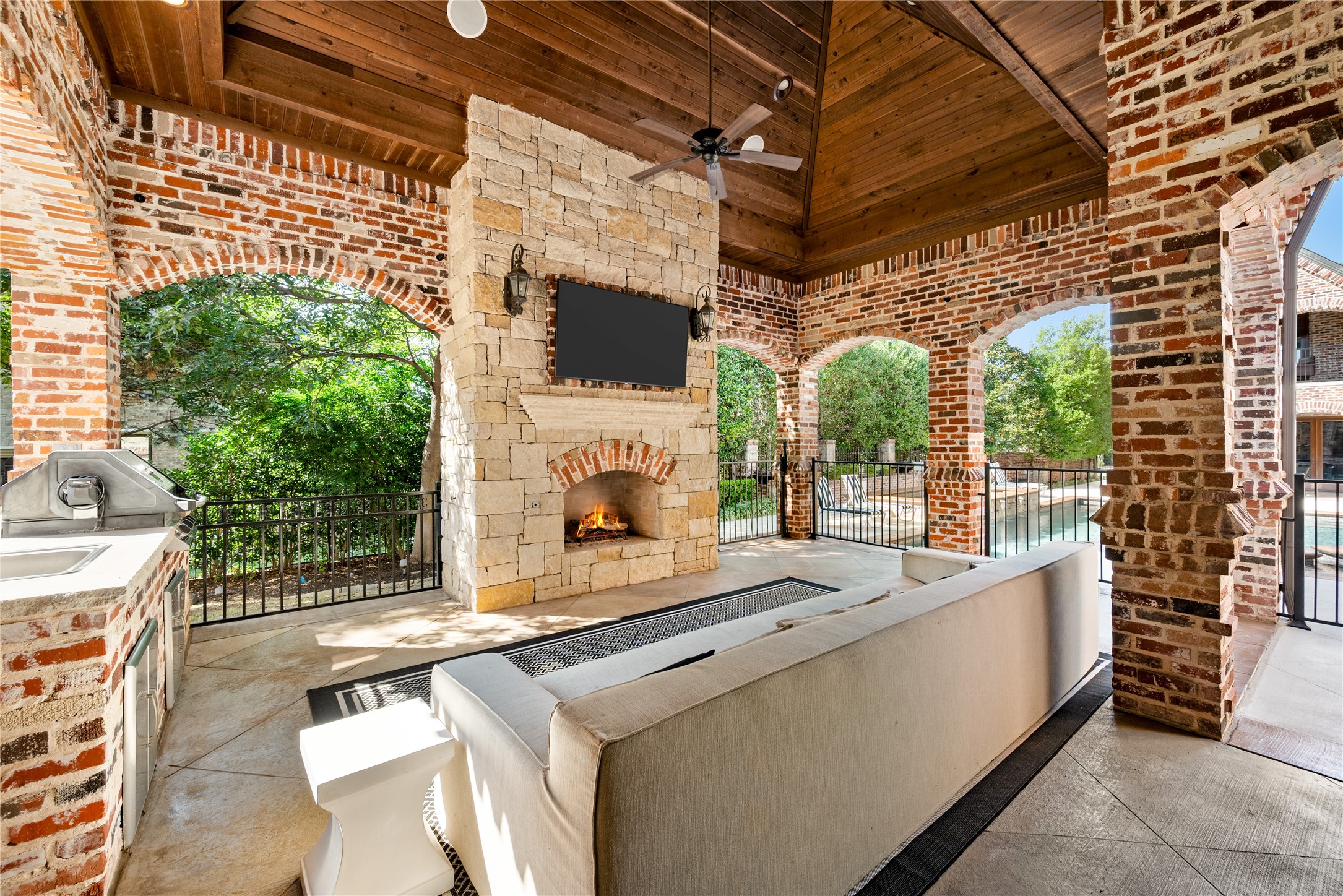 6900 Rockingham Court Colleyville TX 76034