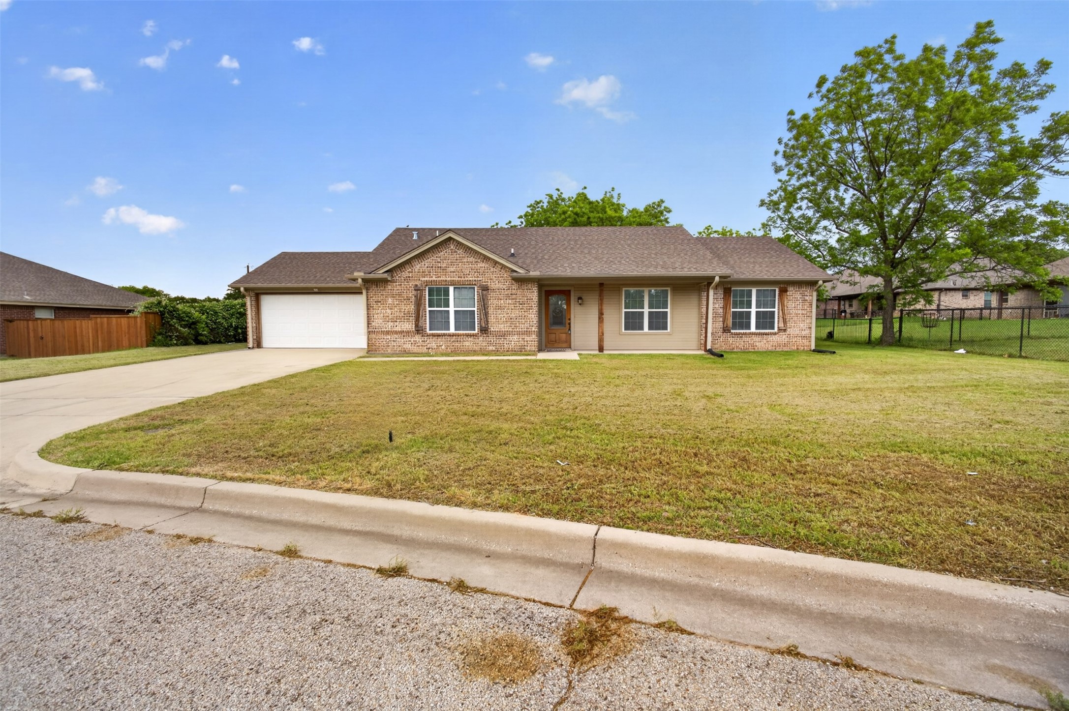 505 E 5th Street Springtown TX 76082