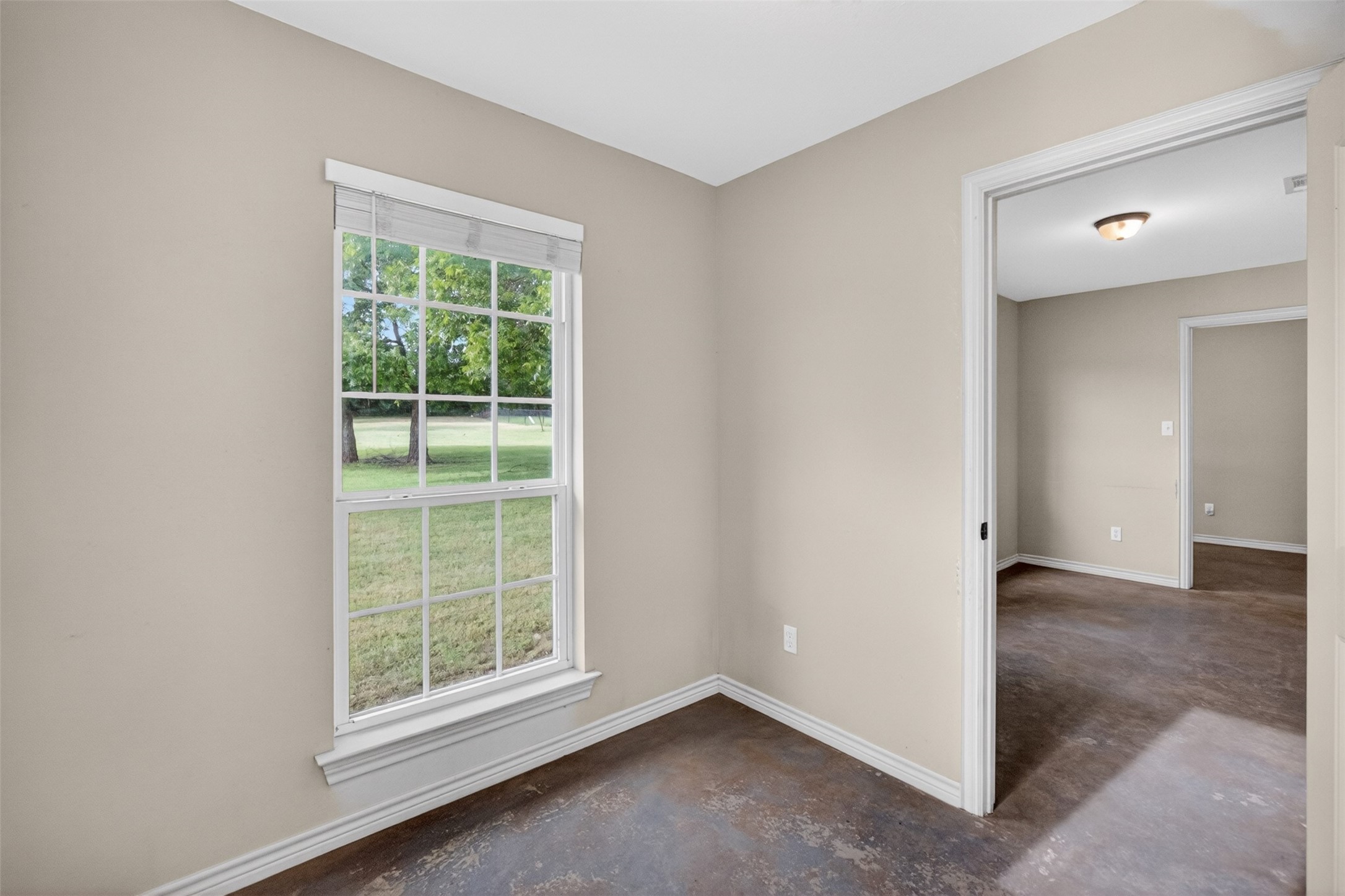 505 E 5th Street Springtown TX 76082