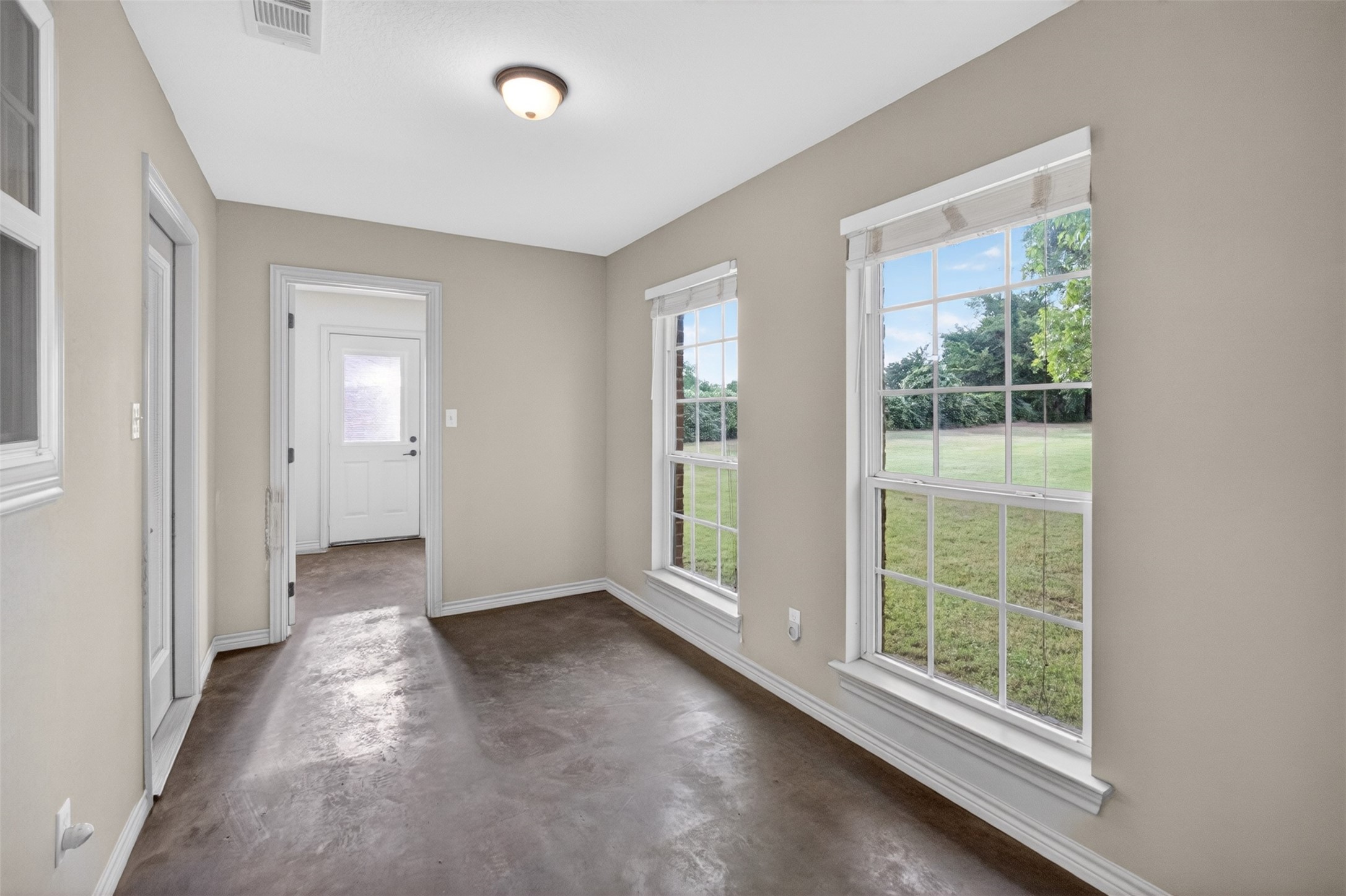 505 E 5th Street Springtown TX 76082