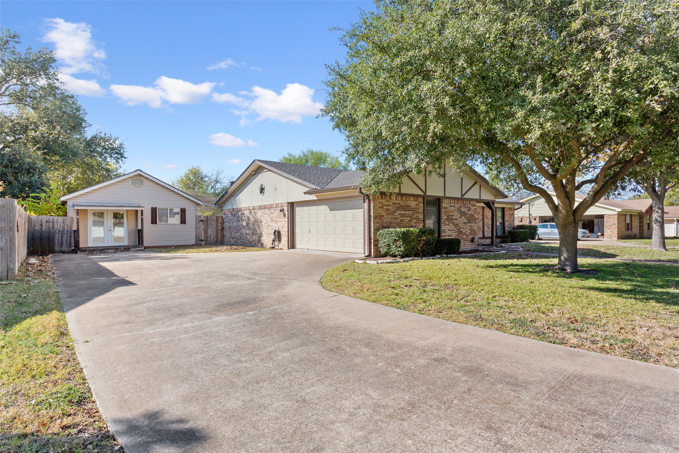 213 Bowie Lane Hewitt TX 76643