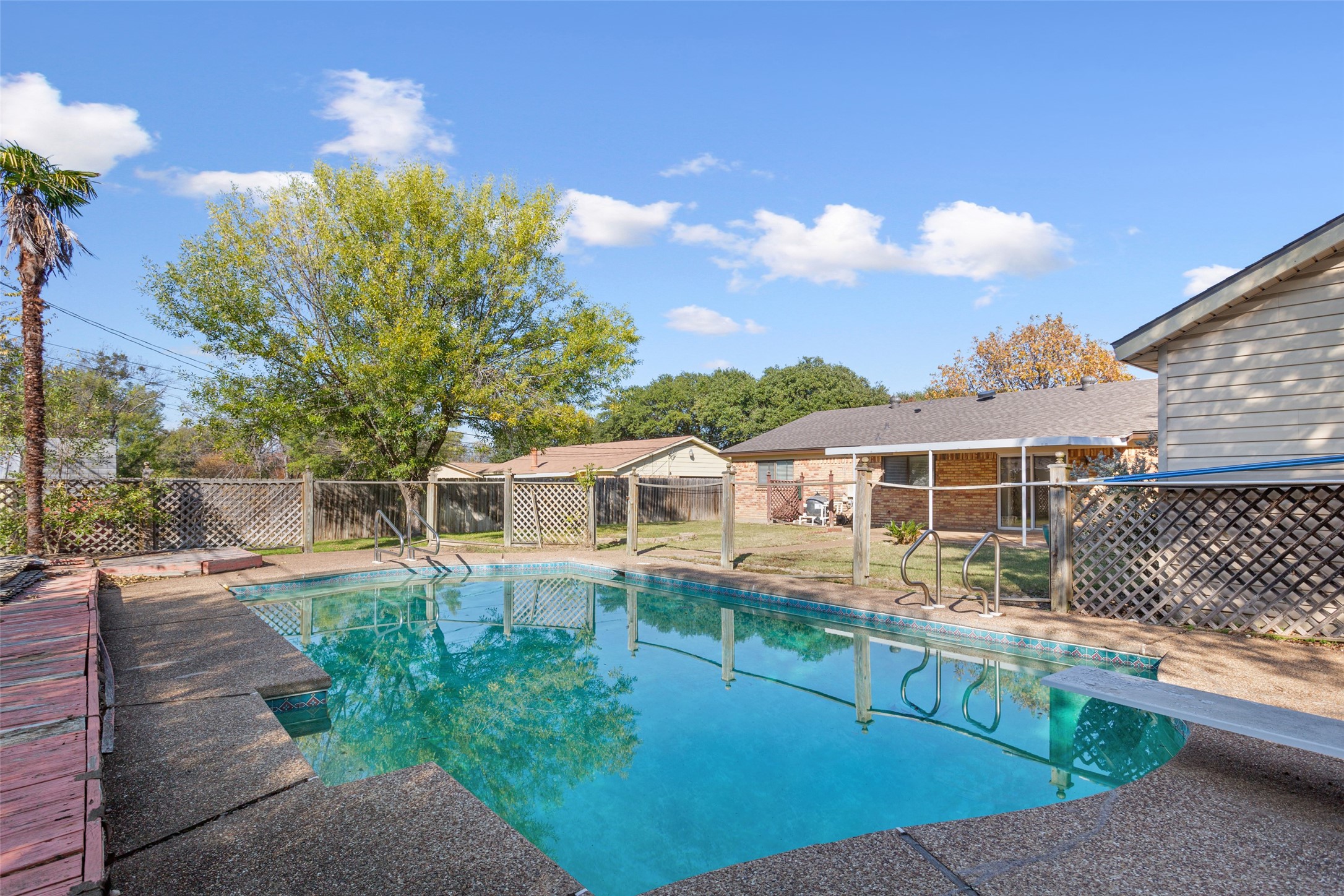 213 Bowie Lane Hewitt TX 76643