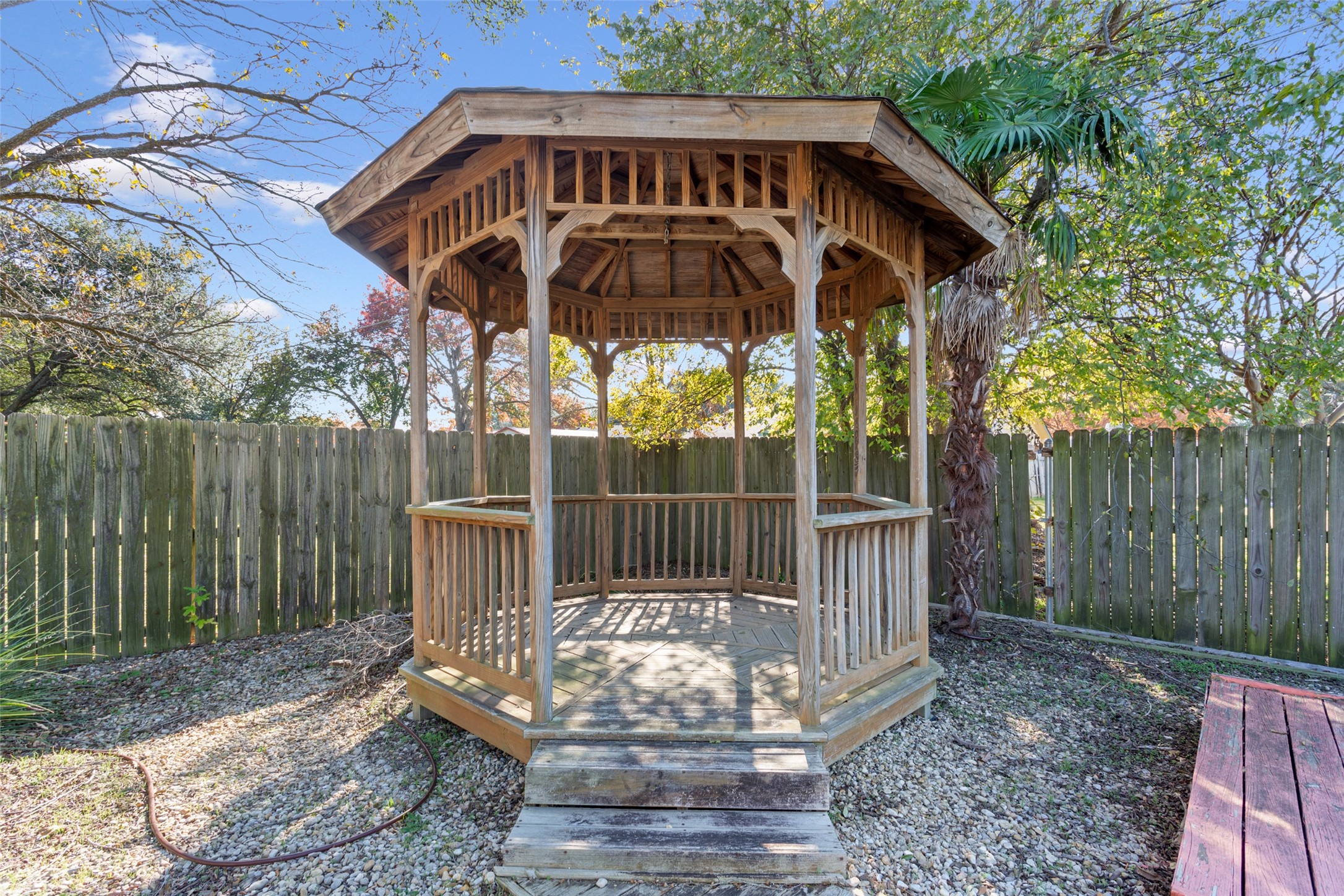 213 Bowie Lane Hewitt TX 76643