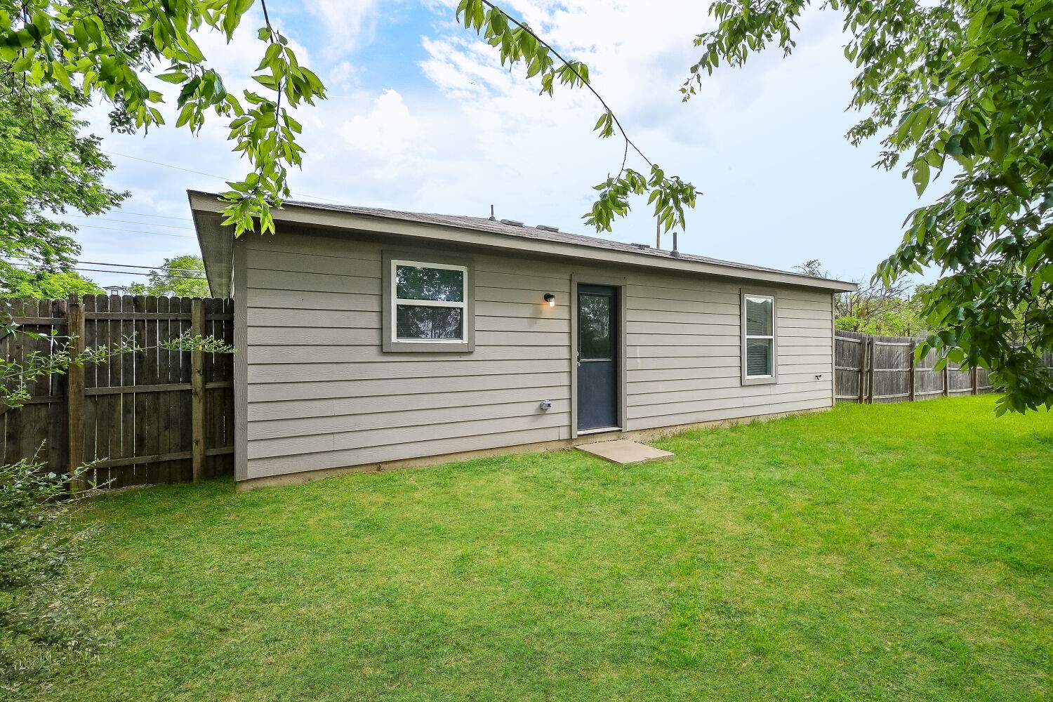 5336 Cottey Street Fort Worth TX 76105