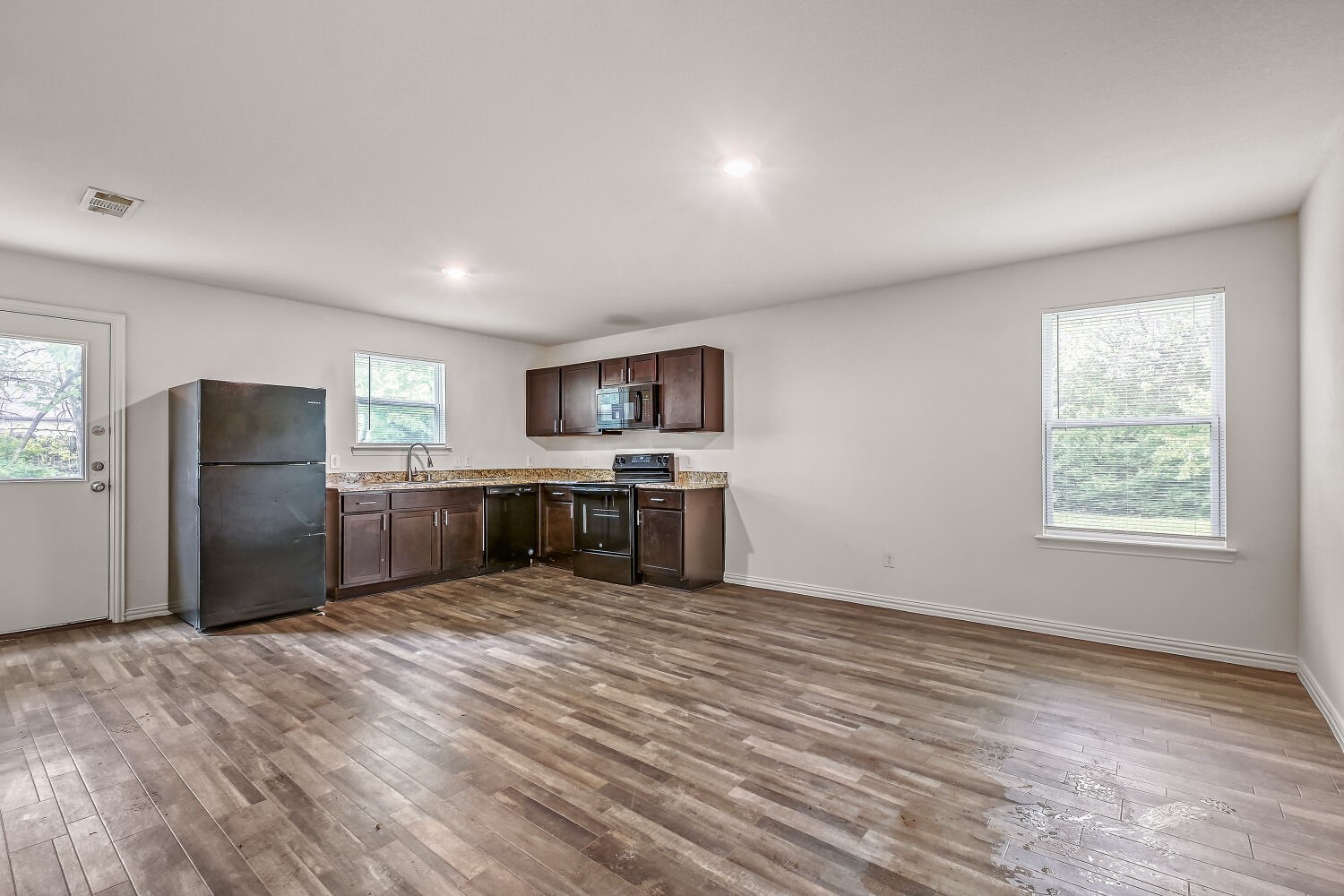 5336 Cottey Street Fort Worth TX 76105