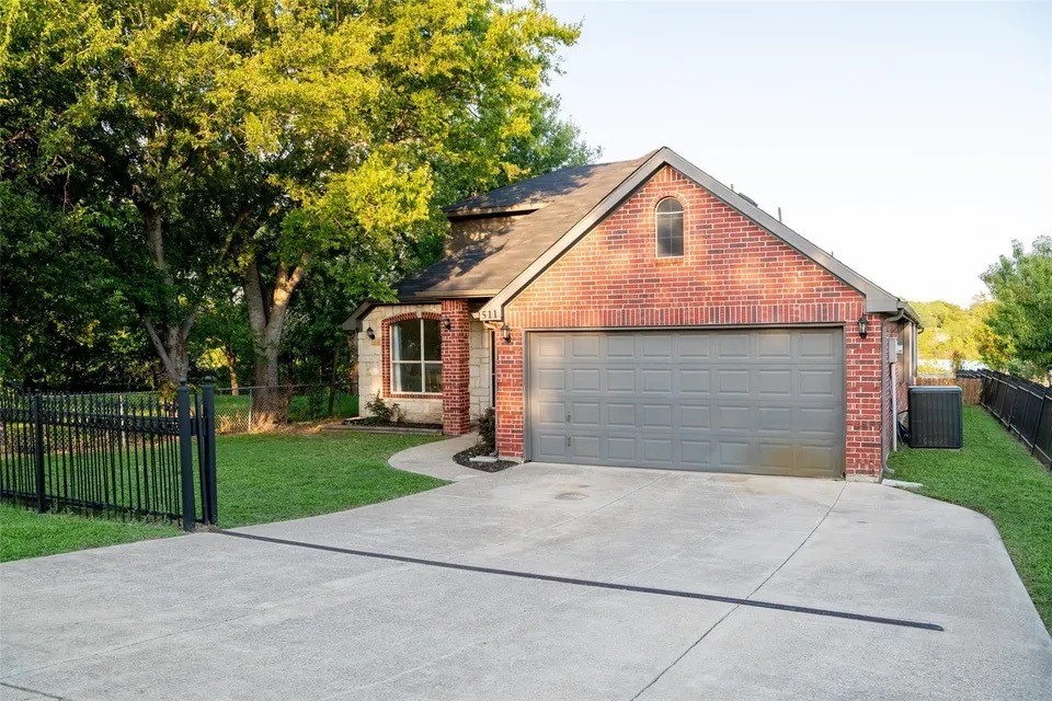 511 Lakeside Drive Rockwall TX 75032