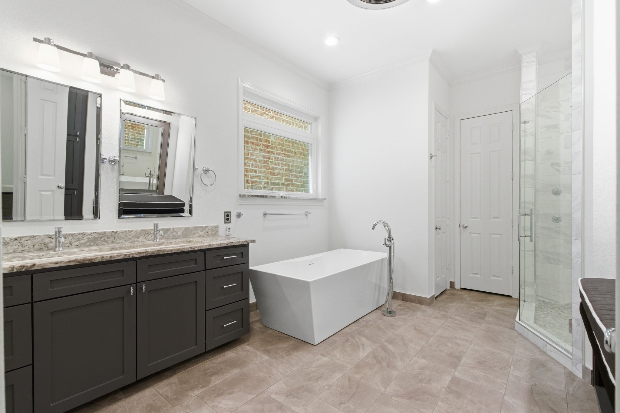 18323 Frankford Lakes Circle Dallas TX 75252