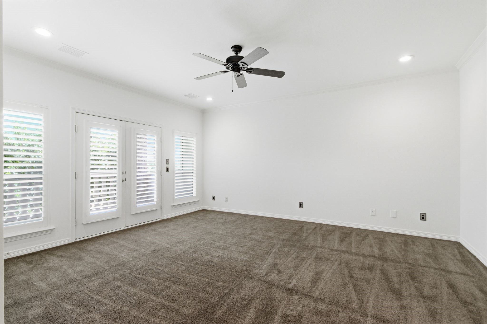 18323 Frankford Lakes Circle Dallas TX 75252