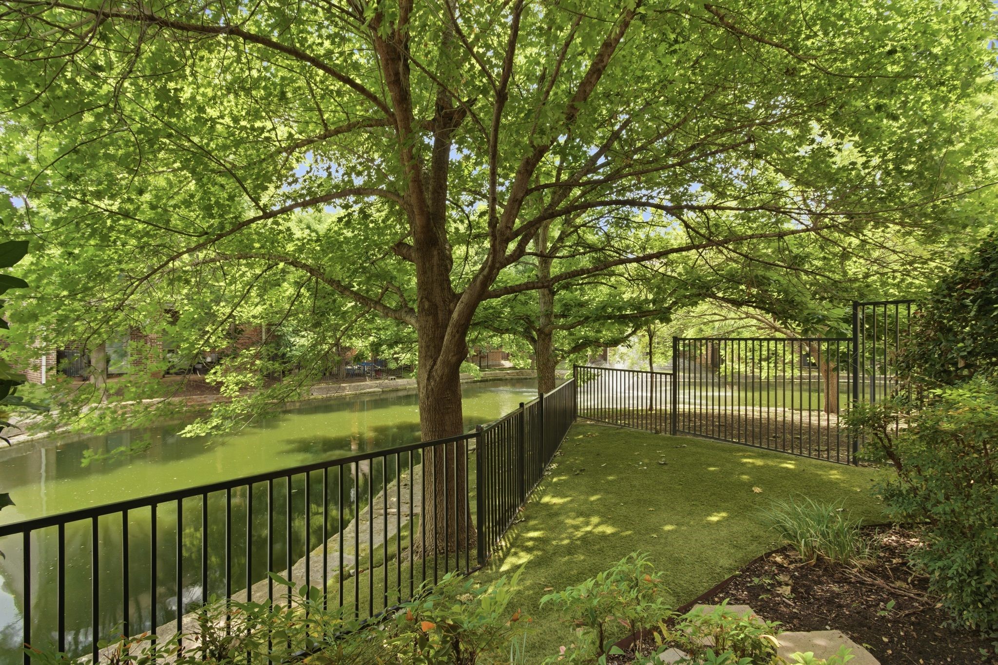 18323 Frankford Lakes Circle Dallas TX 75252