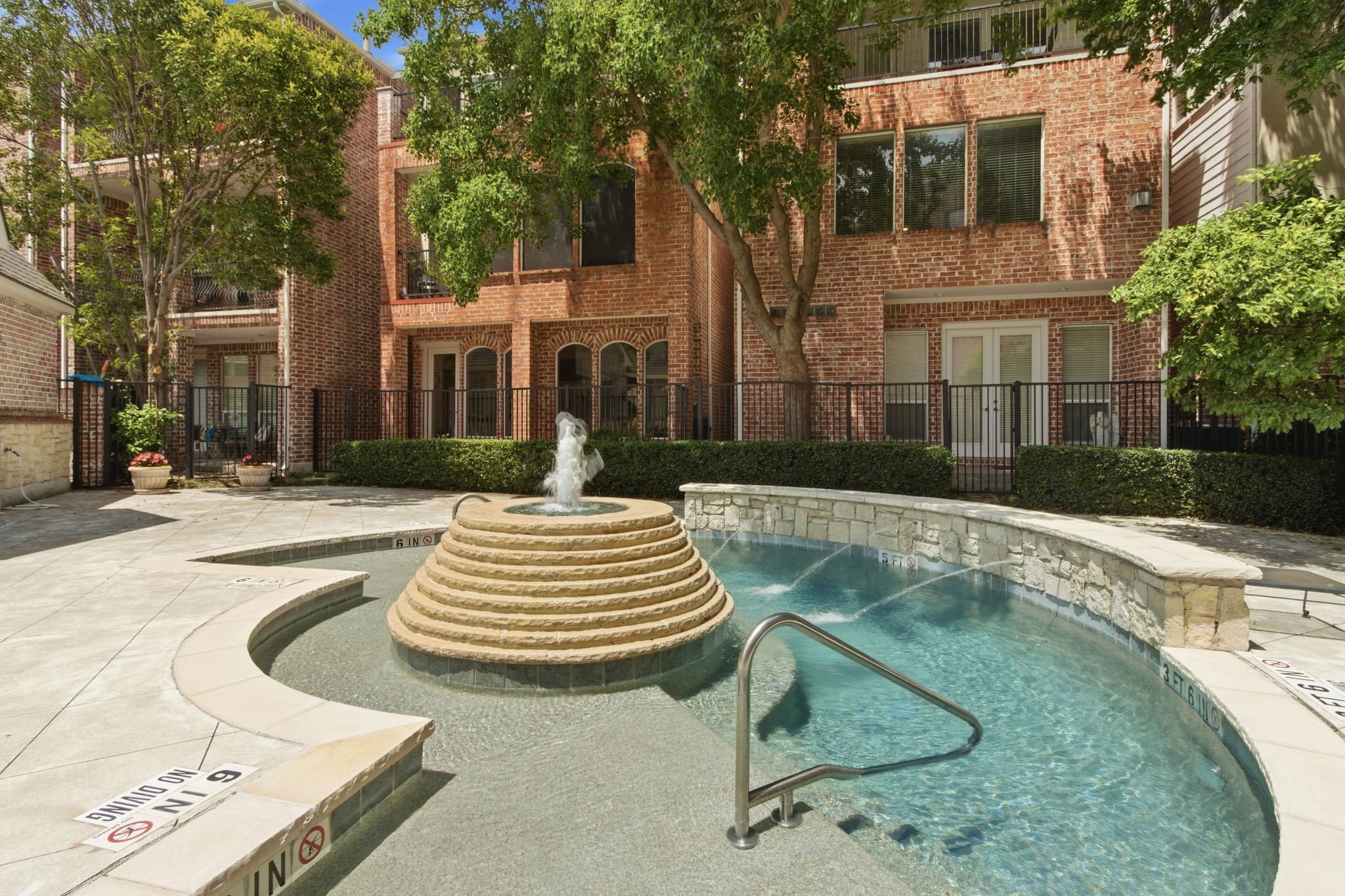 18323 Frankford Lakes Circle Dallas TX 75252