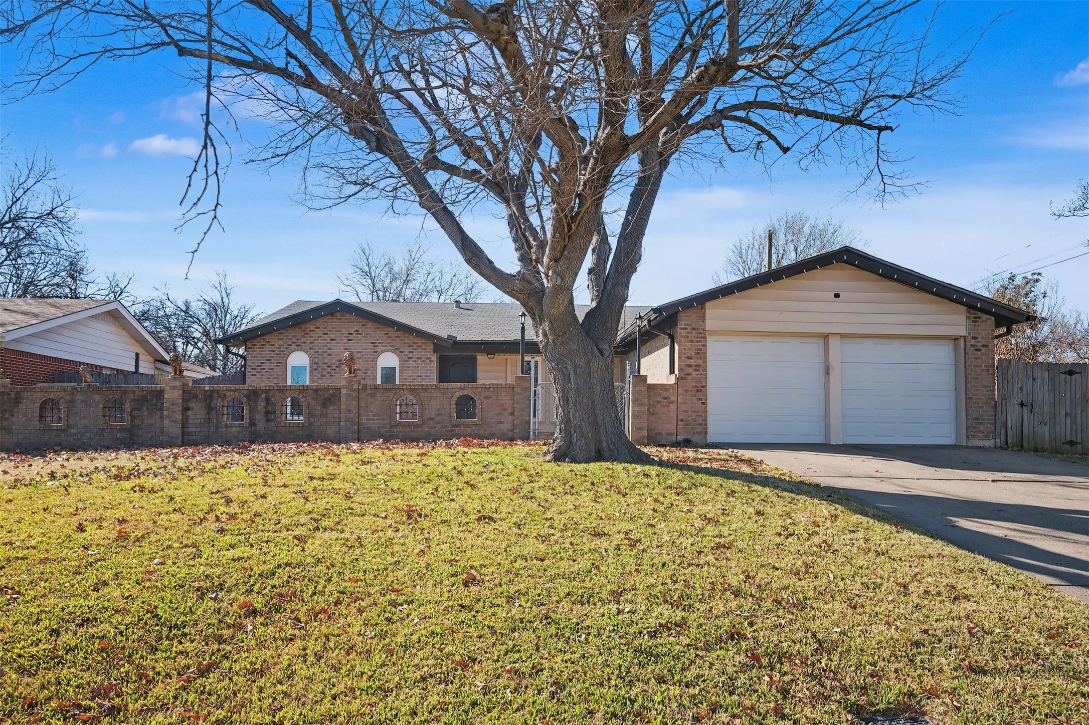 2002 Cottie Lane Arlington TX 76010