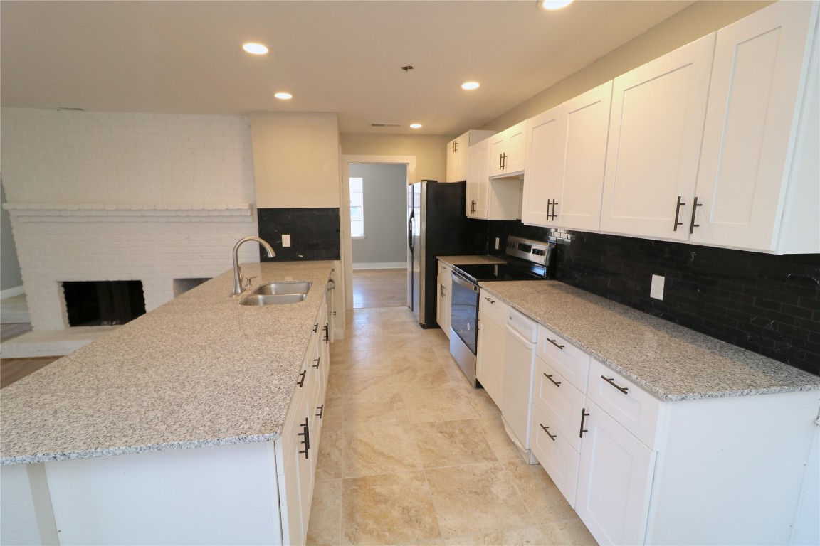 6919 Clearglen Drive Dallas TX 75232