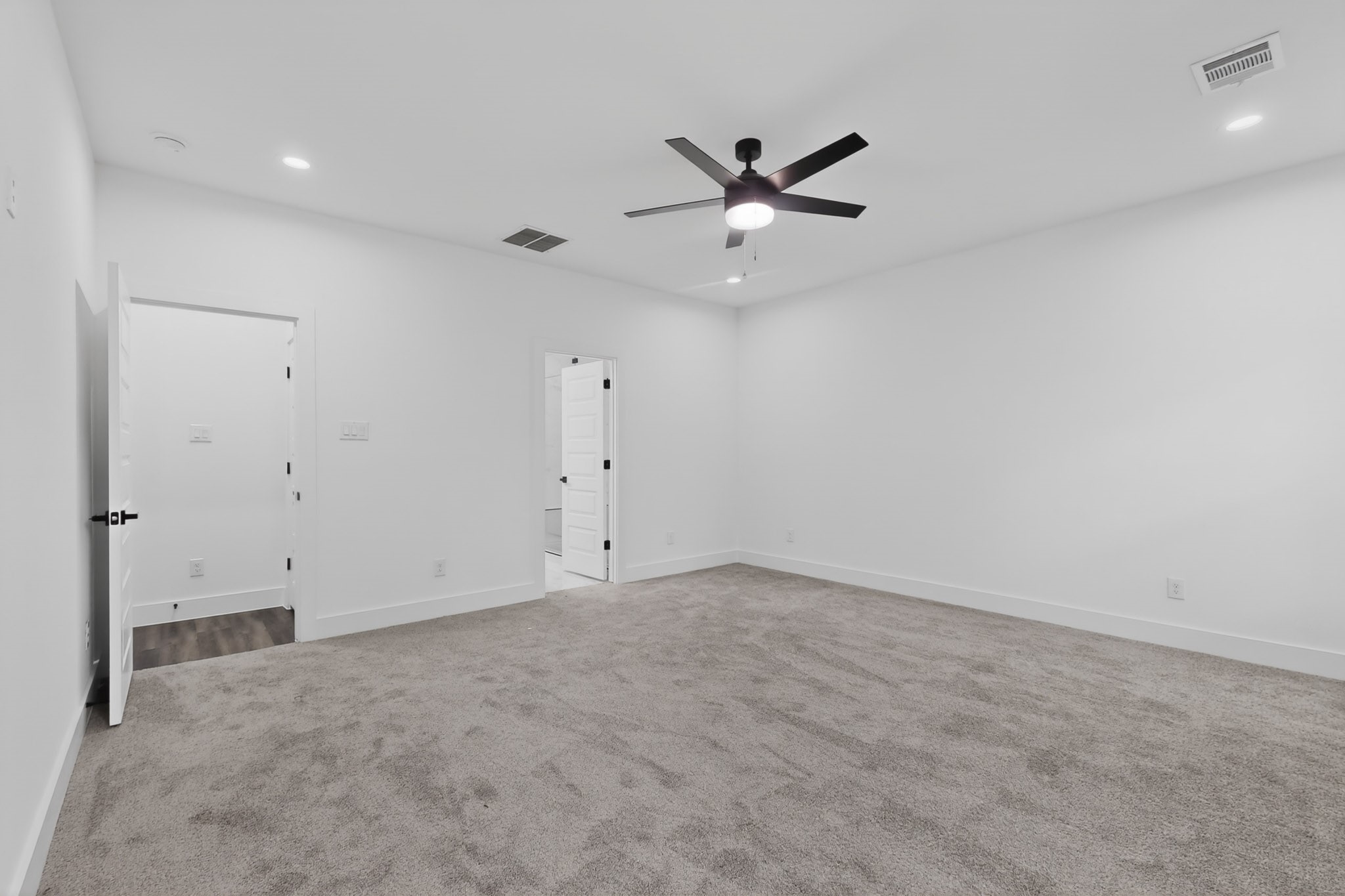 4225 Cardinal Drive Dallas TX 75216
