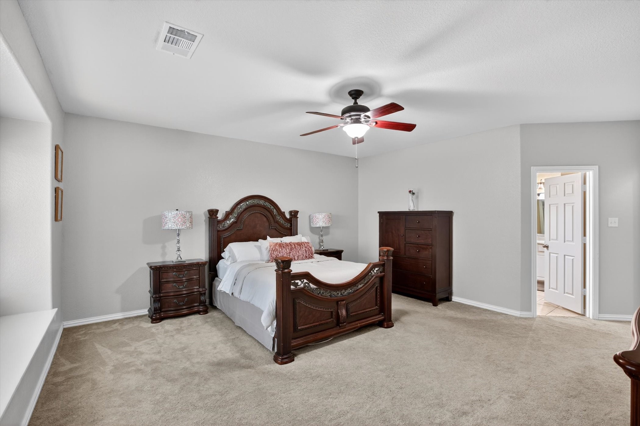 6601 Vintage Drive Arlington TX 76001
