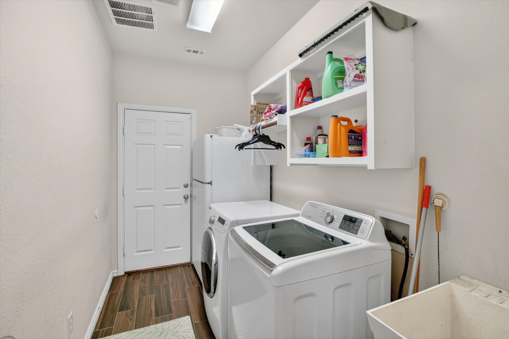 6601 Vintage Drive Arlington TX 76001