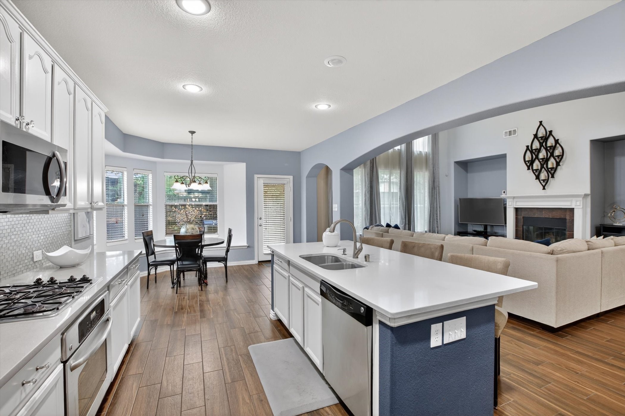 6601 Vintage Drive Arlington TX 76001