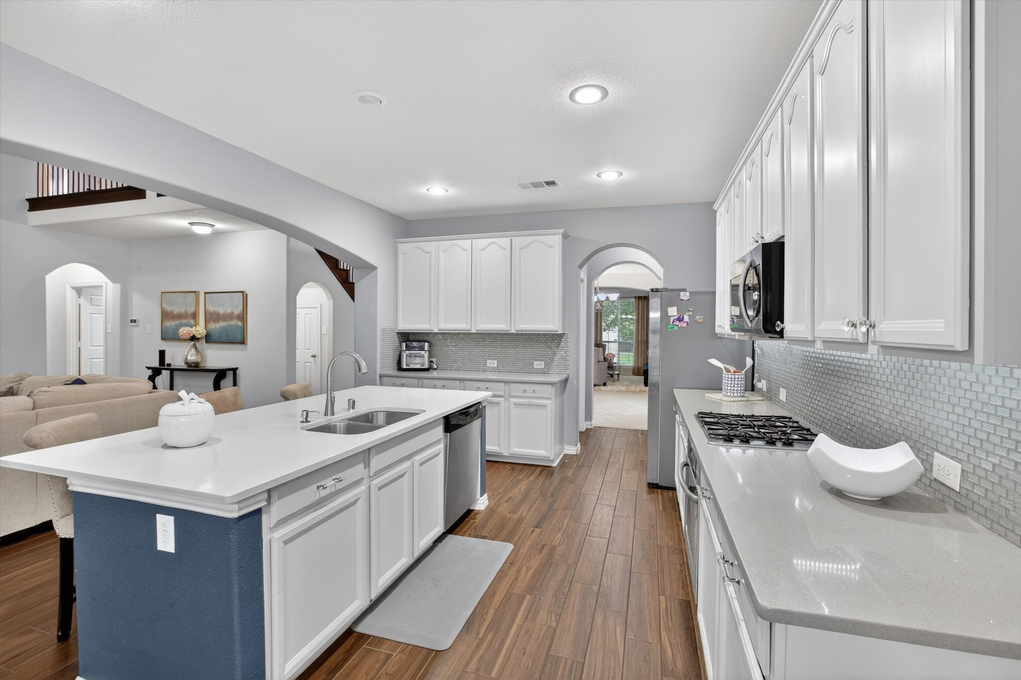 6601 Vintage Drive Arlington TX 76001