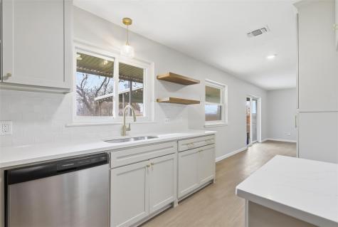 7833 Davenport Avenue Fort Worth TX 76116