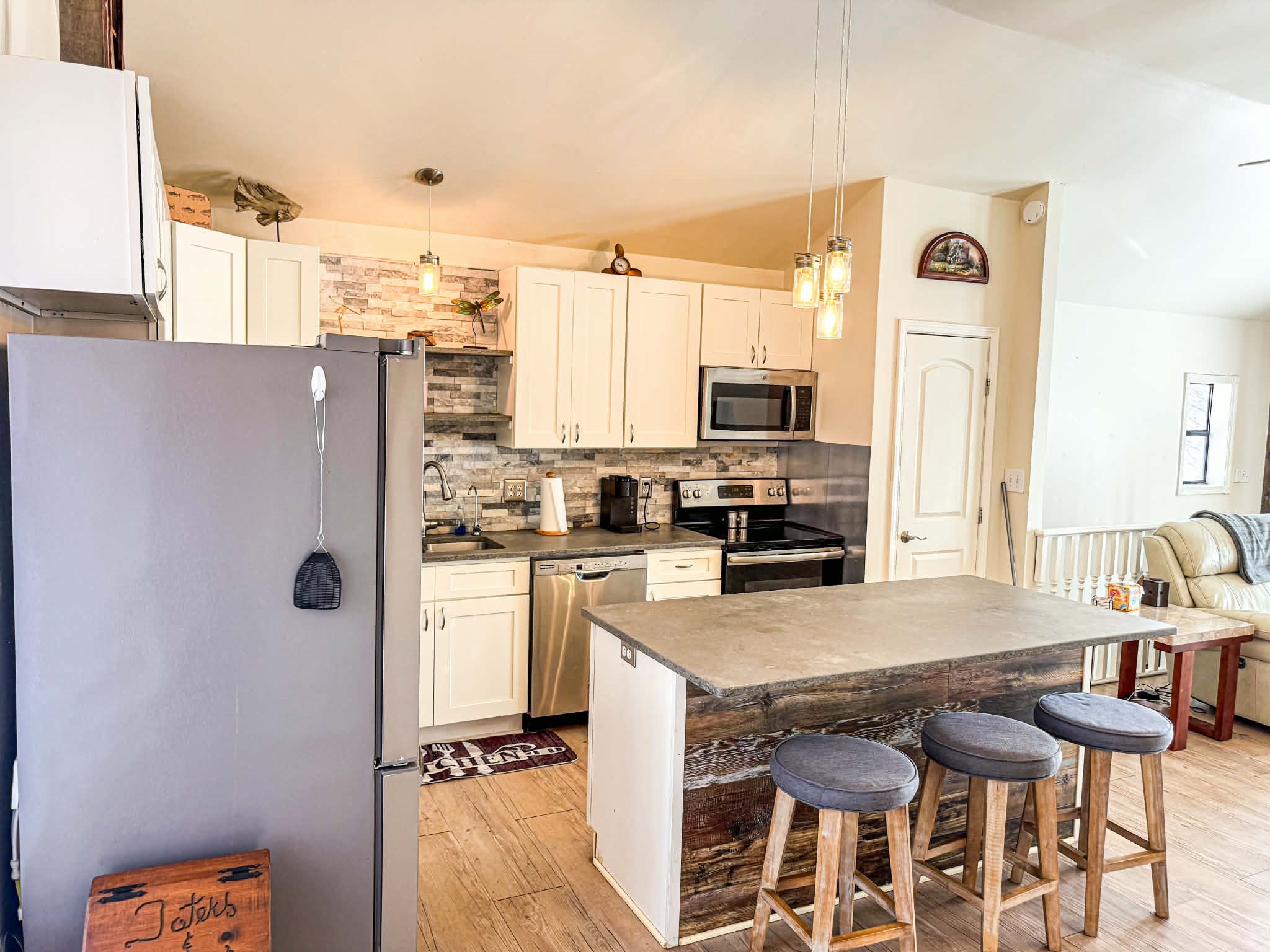 670 Redbud Drive Avinger TX 75630