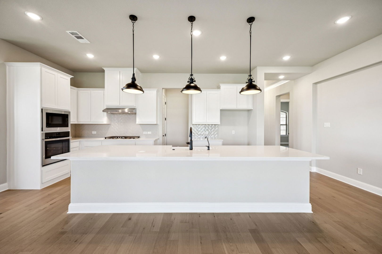 137 Cross Timbers Street Azle TX 76020