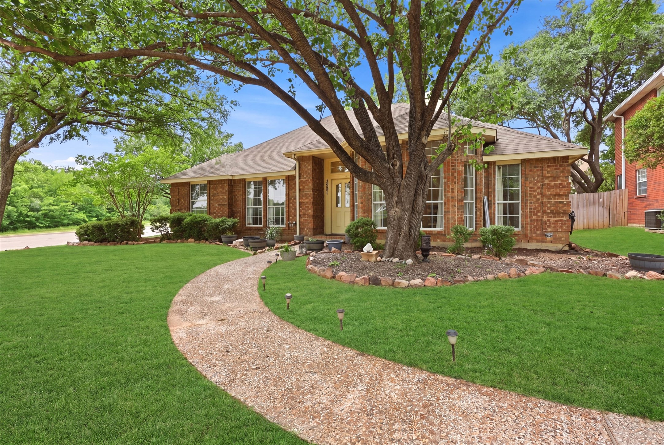 2801 Buena Vista Court Carrollton TX 75007