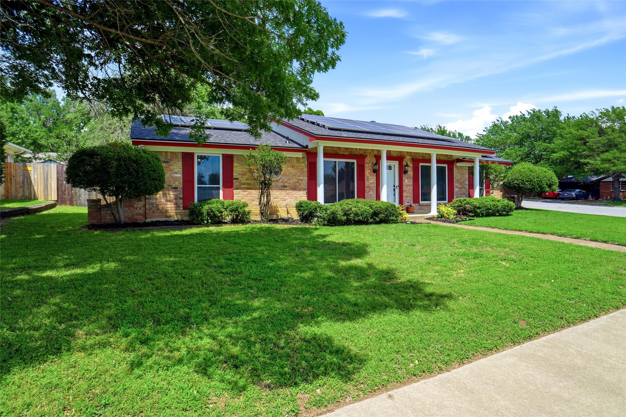 853 Spring Lake Drive Bedford TX 76021