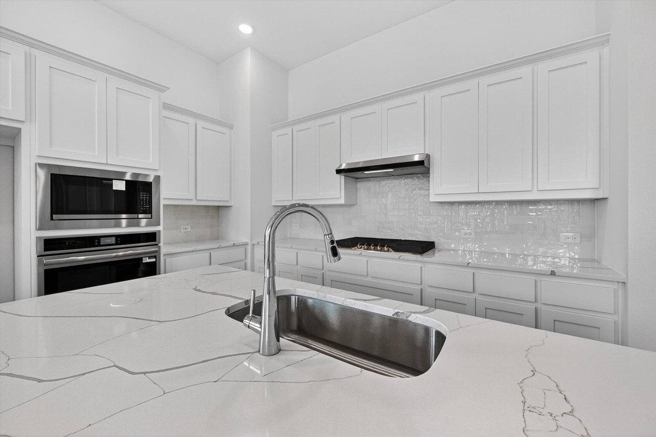 1612 Sidecar Street Fort Worth TX 76052